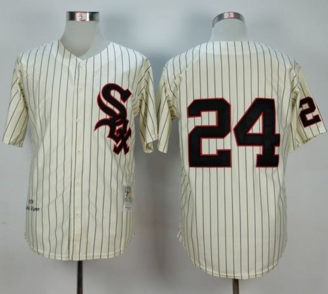 MLB White Sox 24 Early Wynn Cream 1959 Mitchell and Ness Men Jersey