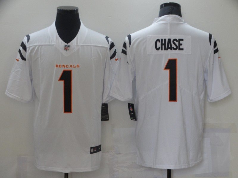 Nike Bengals 1 Ja'Marr Chase White Vapor Untouchable Limited Men Jersey