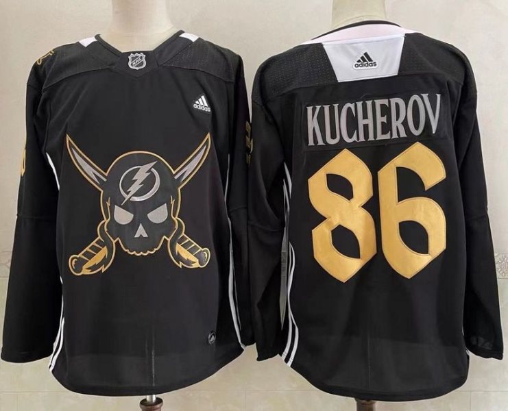NHL Lightning 86 Nikita Kucherov 2022 Classics Men Jersey