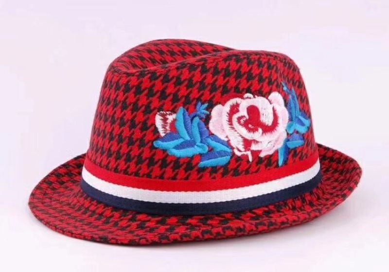 Red Fashion Hat 1553